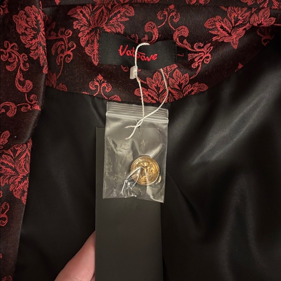 Men's Brocade Floral Vest in Red and Black - Picture 2 of 3